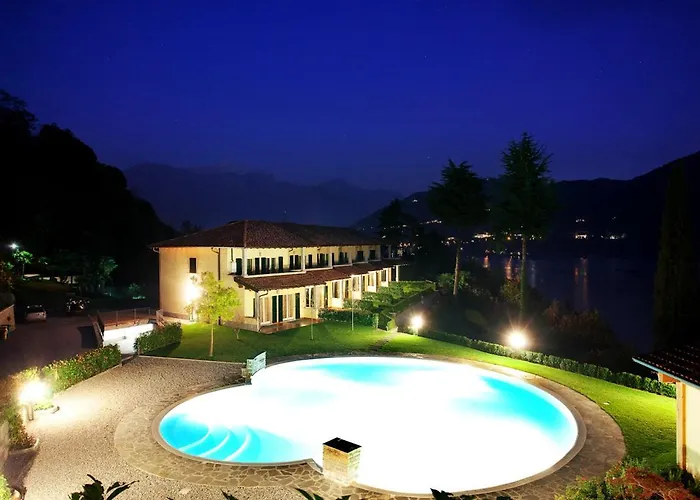 Apartment 3-1 Of 11 In An Exclusive By Italian Tremezzo